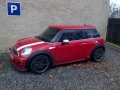 Mini Cooper instalace protislunecni autofolie Llumar AT15GR