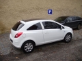 Opel Corsa instalace protislunecni autofolie Llumar AT15