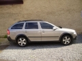 Skoda Octavia Scaut instalace protislunecni autofolie Llumar AT15,35